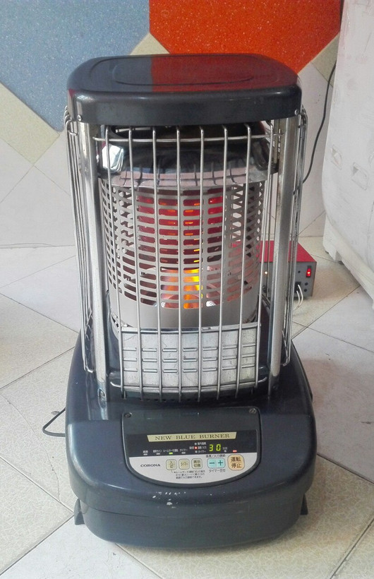 بخاری نفتی برقی توان ۱۸۰۰۰ وات برند کرونا بدون دودکش(ژاپن استوک)