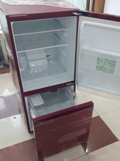 یخچال ۱۲ فوت هتلی ژاپنی مدل AQUA 2016